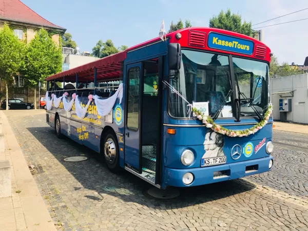 Eindecker Cabrio Bus